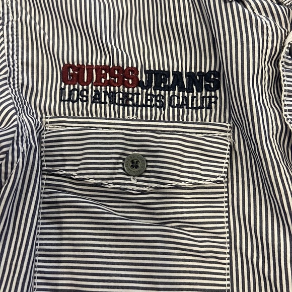GUESS Button dress shirt Youth M 12/14 EUC - Picture 2 of 6